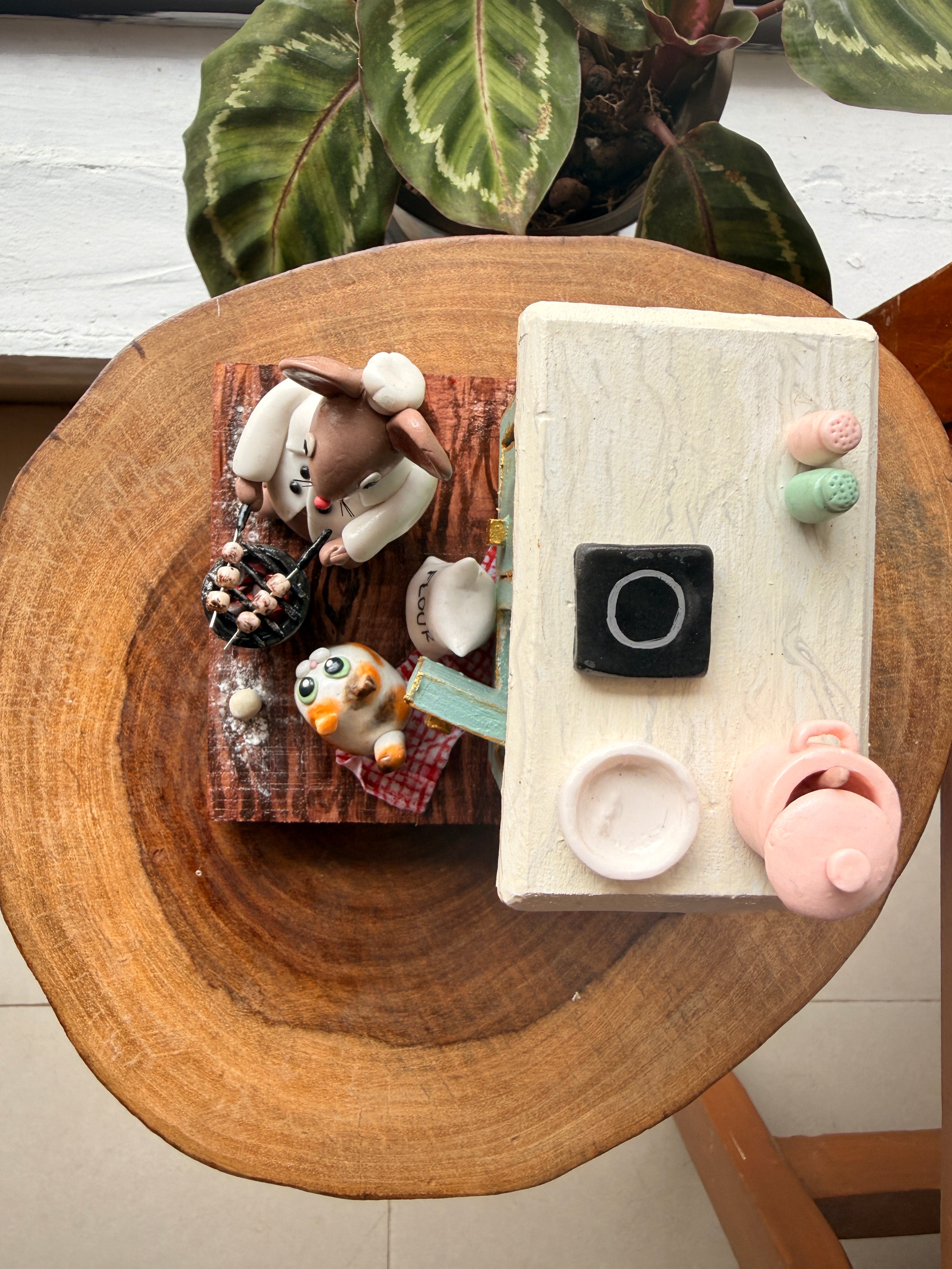 Cozy Little Kitchen – Handmade Miniature Dining Table Diorama