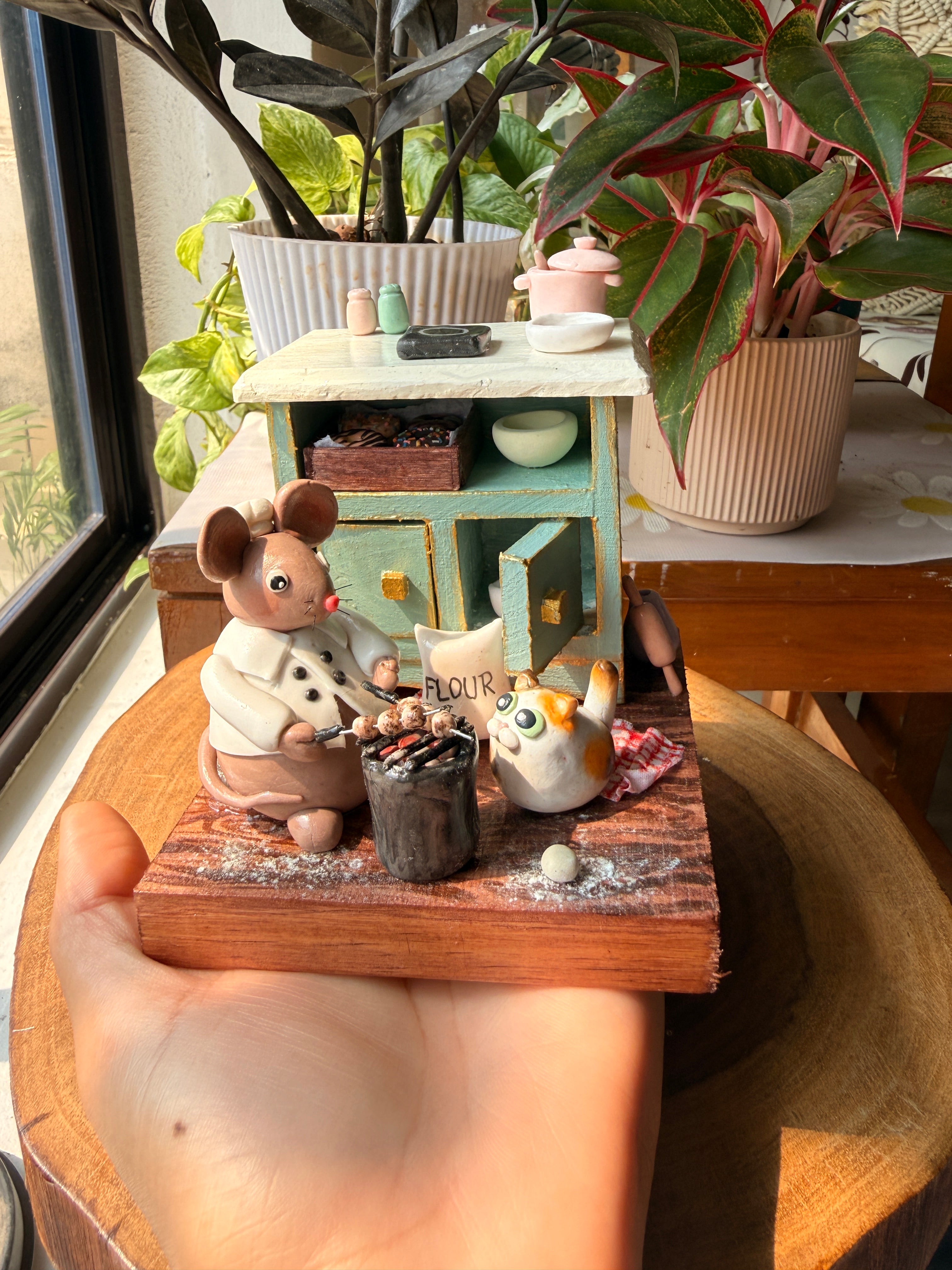 Cozy Little Kitchen – Handmade Miniature Dining Table Diorama